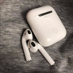 Apple AirPods